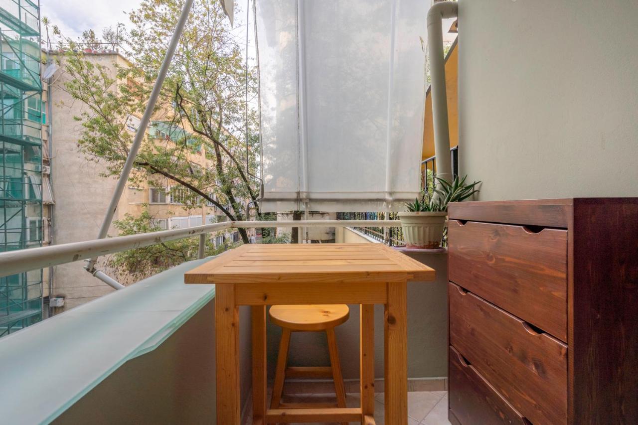 Hostel Nena Semi Тирана Экстерьер фото
