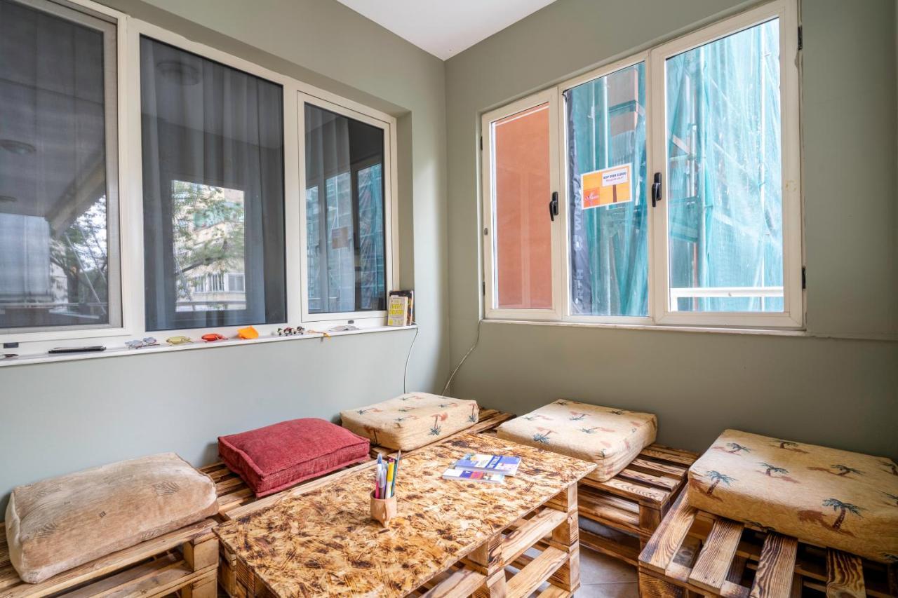 Hostel Nena Semi Тирана Экстерьер фото