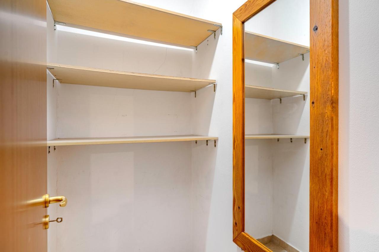 Hostel Nena Semi Тирана Экстерьер фото